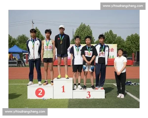 田径赛场见证冠军诞生精彩瞬间与荣耀故事 田径赛场见证冠军诞生精彩瞬间与荣耀故事